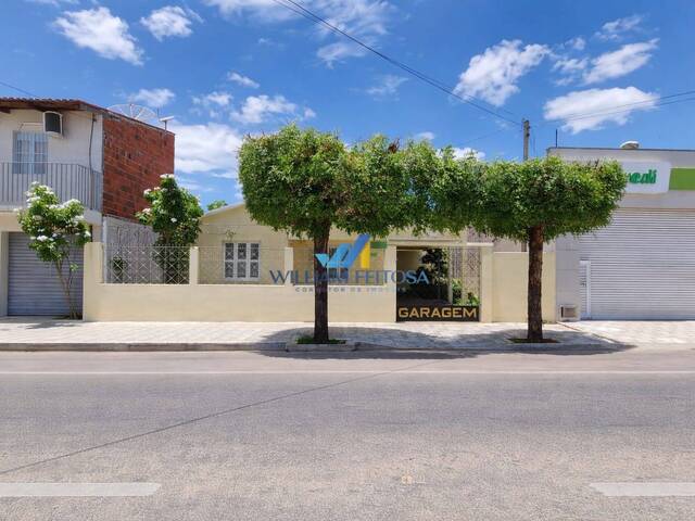 #123 - Casa para Venda em Limoeiro do Norte - CE