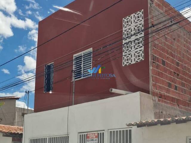 #130 - Apartamento para Locação em Limoeiro do Norte - CE